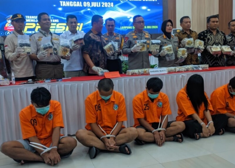 IMG-20240726-WA0036-750x536_copy_800x572